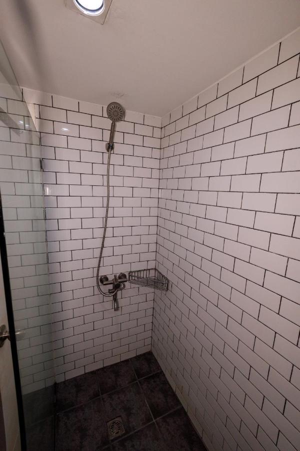 5880 Enriquez Residences Manila Zewnętrze zdjęcie