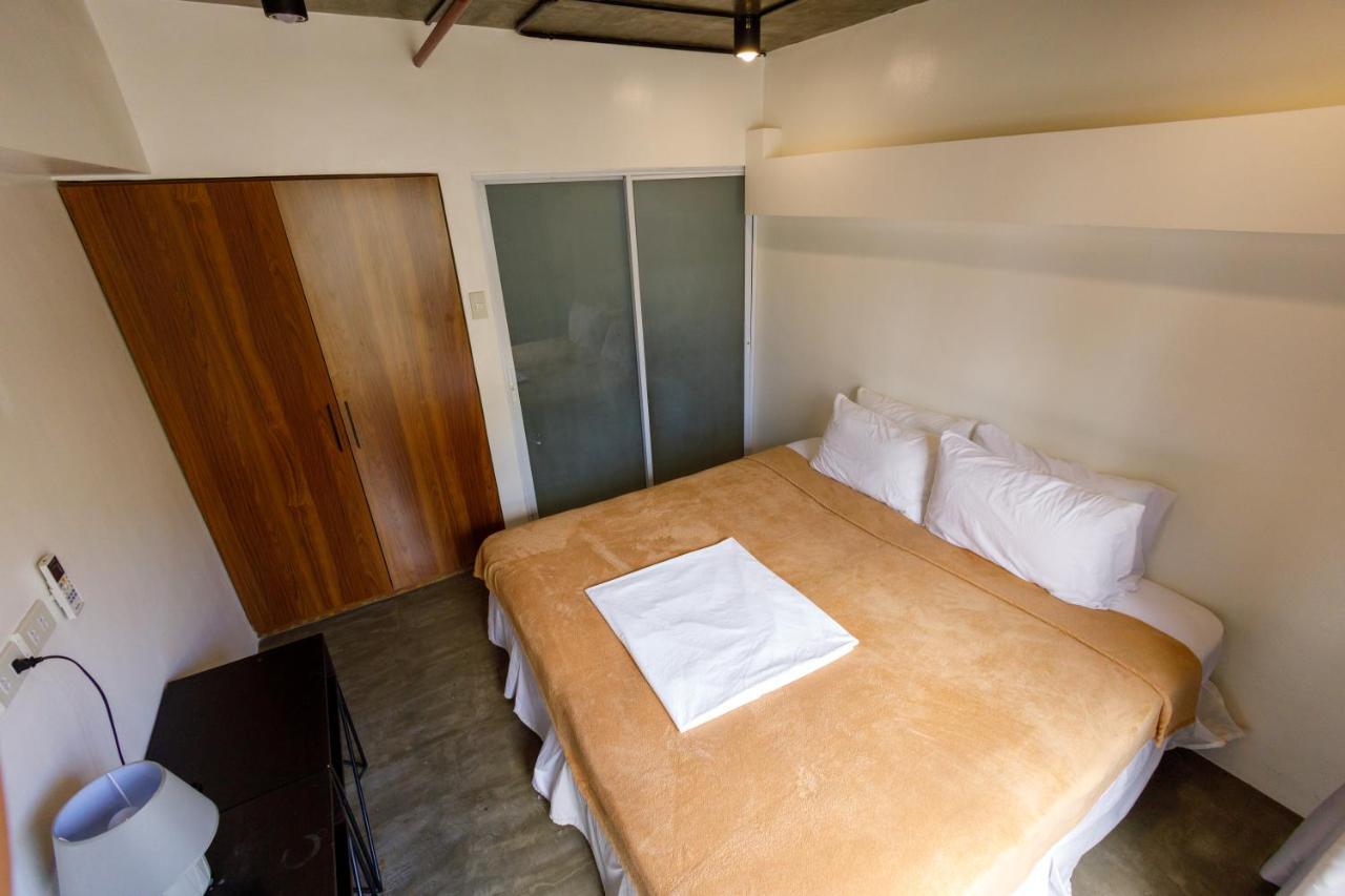 5880 Enriquez Residences Manila Zewnętrze zdjęcie
