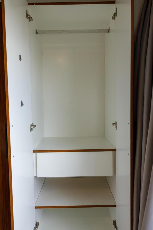5880 Enriquez Residences Manila Zewnętrze zdjęcie