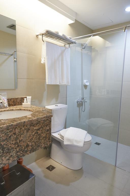 5880 Enriquez Residences Manila Zewnętrze zdjęcie